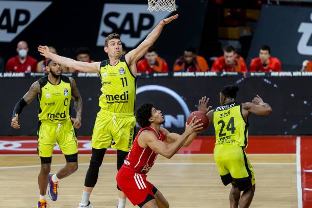 梅赛德斯在 梅赛德斯在