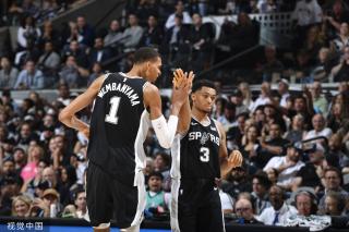 一件属于那 一件属于那