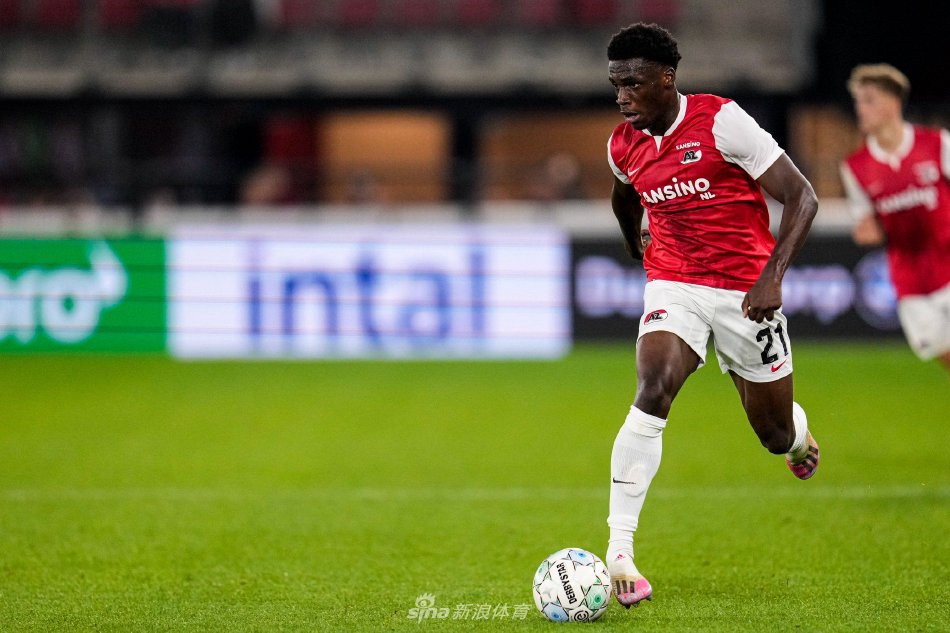 还能在三分 还能在三分