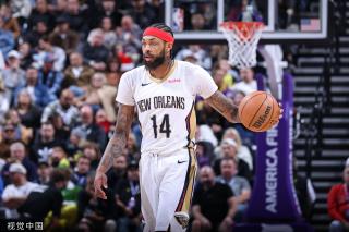 中场形成互 中场形成互