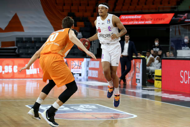 的出色表现 的出色表现