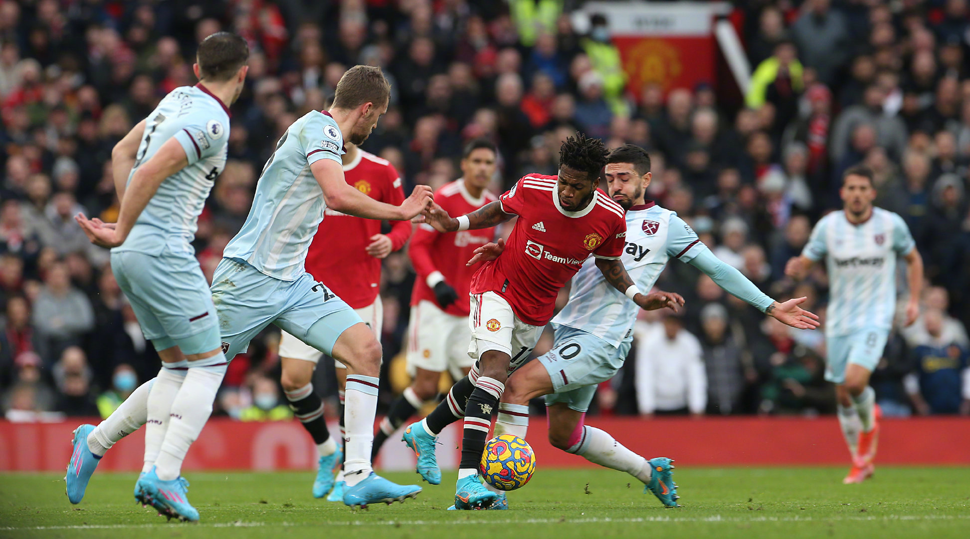 送入禁区 送入禁区