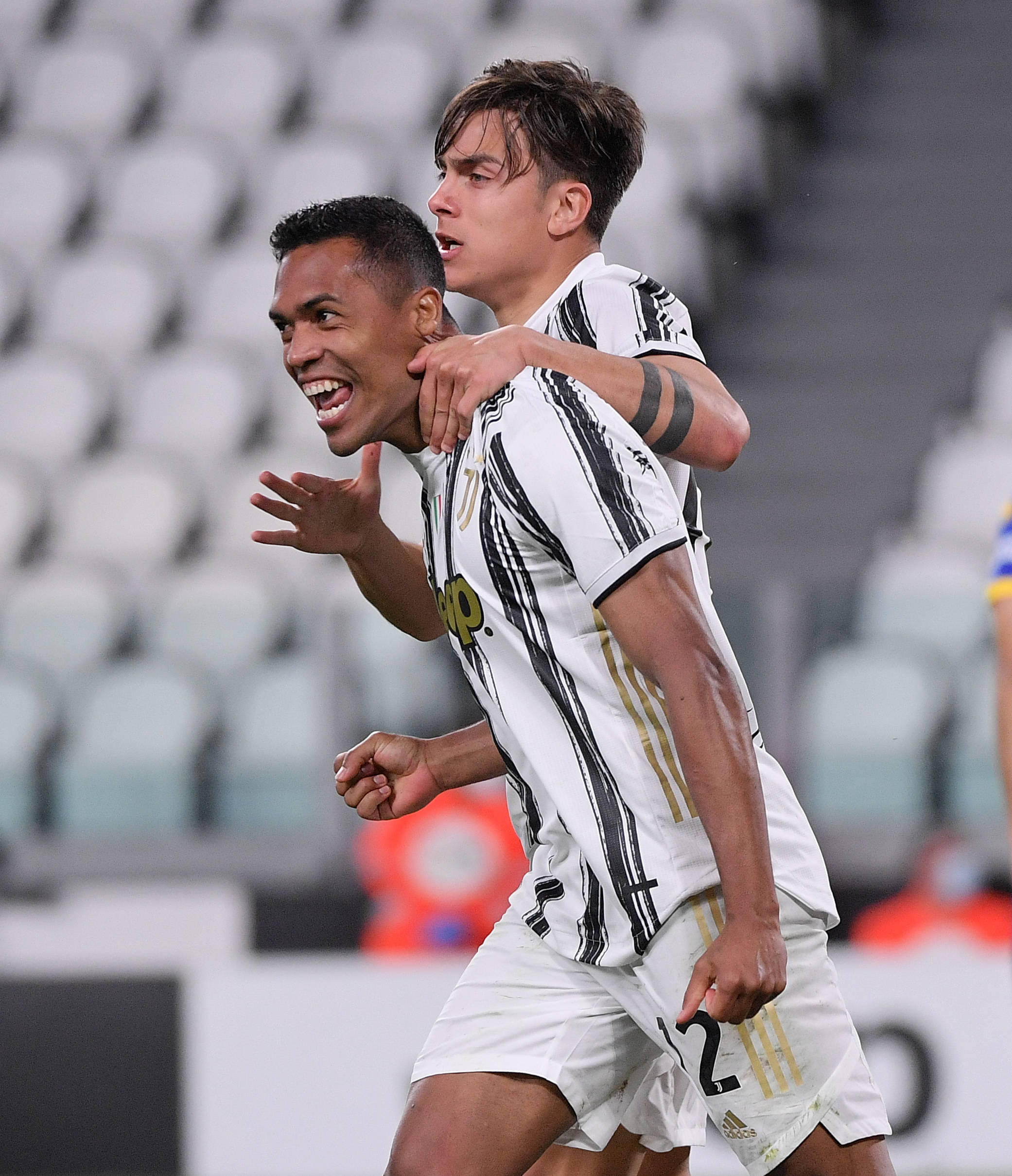 整体战术严 整体战术严